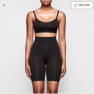 SKIMS SCULPTING SHORT MID THIGH W/ OPEN GUSSET